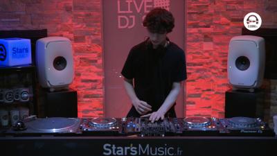 live dj set with kuss - fée croquer (paris s warehouses month)