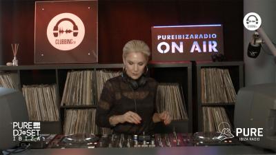 Pure DJ Set Ibiza with Davina Moss (2023)