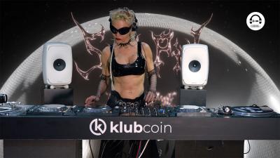 Live DJ Set with TechnoBlondy