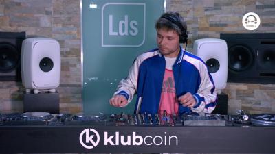 Live DJ Set with Max Ken