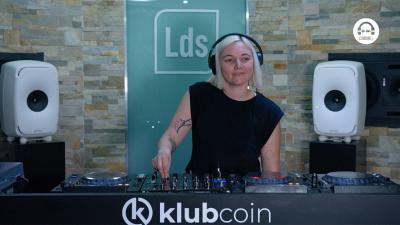 Live DJ Set with Jeudi minuit