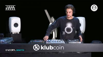 (Y)our House with Unicorn - Benettis