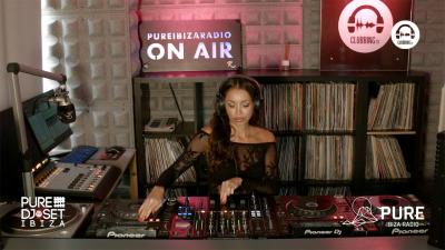 Pure DJ Set with Julia Angelina