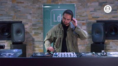 Live DJ Set with Sinesthesia