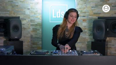 Live DJ Set with Frederika