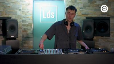 Live DJ Set with Manx