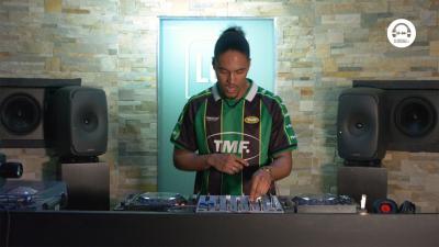 Live DJ Set with Jozy