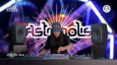 (Y)our House with Astropolis - Gaya