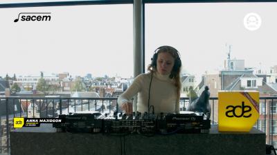Live DJ Set with Anna Majidson - ADE 2025