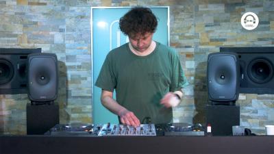 Live DJ Set With Nathan Fake