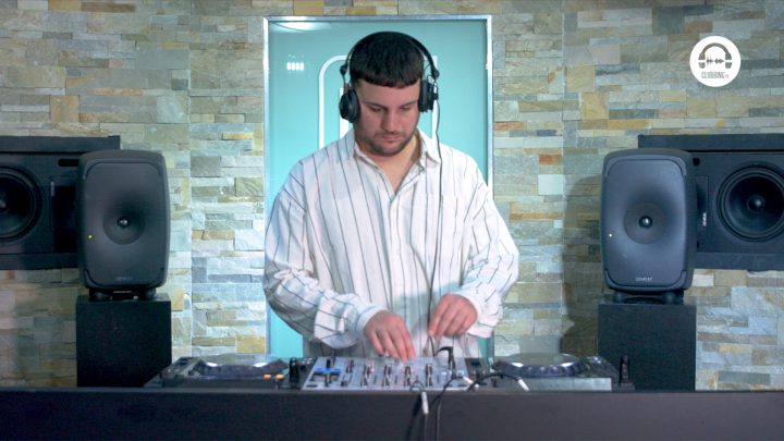 Live DJ Set with Francisco Valentin