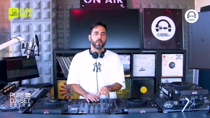 Pure DJ Set with Paul Darey